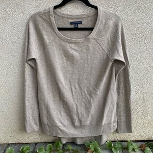 American Eagle tan hi low knit top
